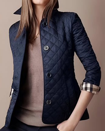 Navy Damen Designer Steppjacke, tailliert und doppelreihig, in Marineblau, Größe 5XL, mit langen Ärmeln und einem klassischen Kragen.