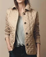 Navy Damen Designer Steppjacke doppelreihig tailliert in Khaki, Größe 5XL, mit elegantem Kragen und langen Ärmeln, modisch geschnitten und für stilvolle Outfits geeignet.